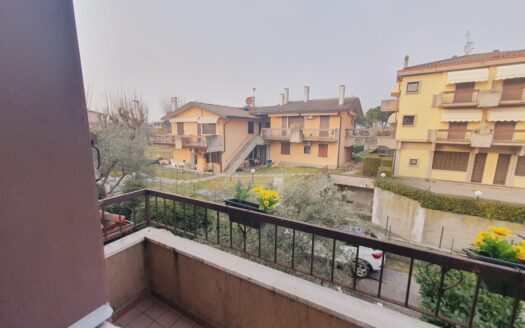 Sirmione, soluzione semi dipendente a 50 m dal lago!!!